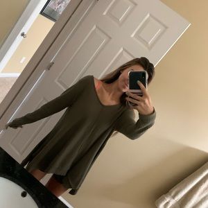 Altars state Army green sweater so comfy and soft